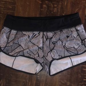 Lululemon Speed Up Short 2.5”